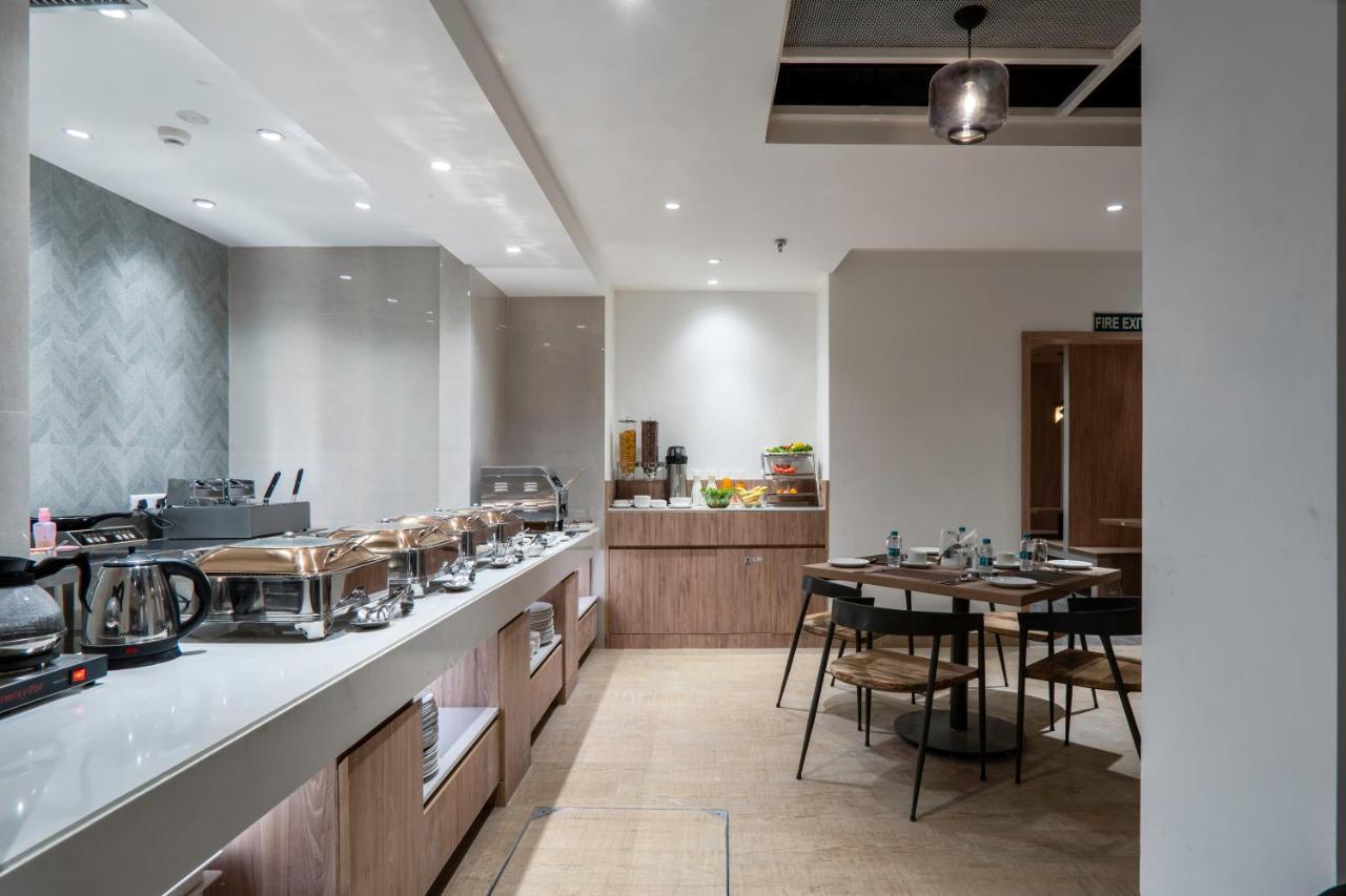 Le Roi Express Paharganj Hotel New Delhi Ngoại thất bức ảnh