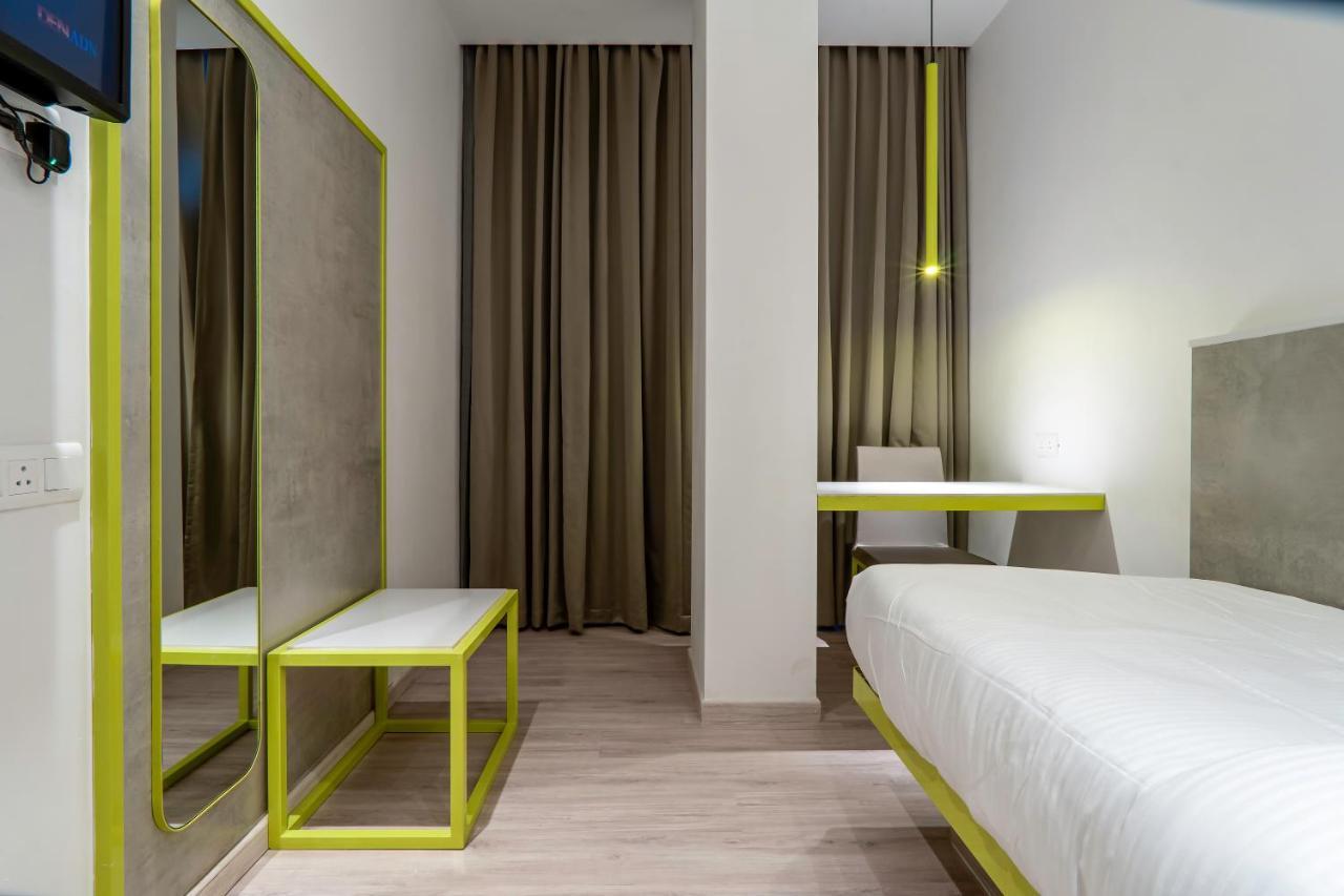 Le Roi Express Paharganj Hotel New Delhi Ngoại thất bức ảnh